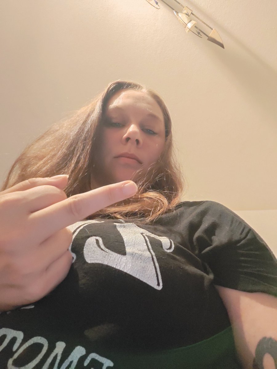 Cash4theQueen86's tweet photo. Guten Morgen ☕ 
Es ist Zeit für den ersten Kaffee ☕🔥 
Ich weiß, dass du ihn übernehmen willst 😈💵 dein Schwanz zuckt schon ganz wild...also öffne deine Zahlspalte und spritz ab💦💦🔥💵😈
#findom #geldherrin #zahlsklave https://t.co/wRmTnNui9c