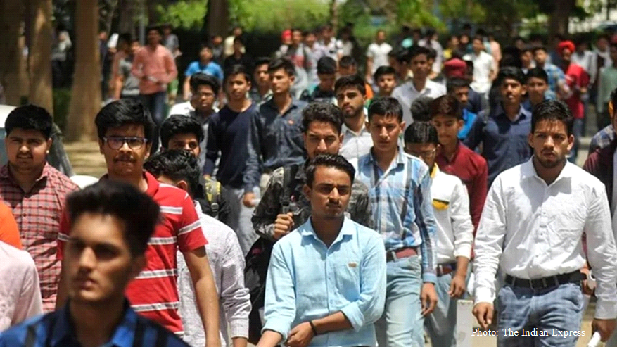 ncaer's tweet photo. India’s young men and women are aspirational—and willing to wait for the careers they want.

NCAER Visiting Faculty member Farzana Afridi argues that while the new labour codes are a step in the right direction, creating “good” jobs and genuine career pathways—not merely employment—is no longer optional. Failure to create such opportunities risks squandering the potential of an entire generation.

Read more: https://t.co/wseE1YXtsg