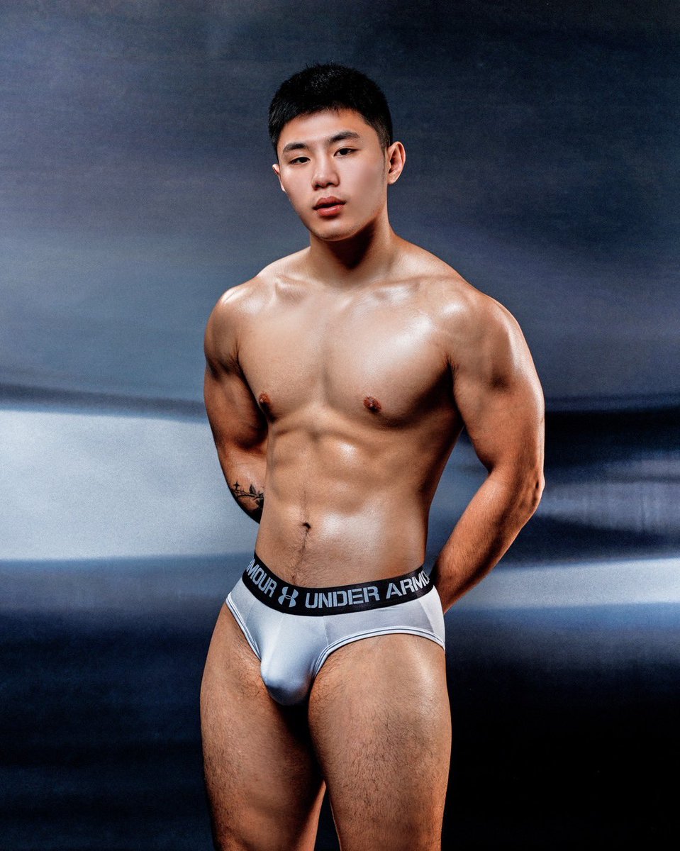 zhankaibo2's tweet photo. 像我一樣，平常喜歡運動、健身，
也喜歡認識新的人和探索一些不一樣的關係😏

最近發現 XO 滿適合我這種人。

裡面有男女交友，也有同志專區，
想單純聊天、認識新朋友，
或是找一個跟自己頻率對得上的人都可以。

有時候真的不要把話說太死，
畢竟……

你永遠不知道下一個 Match 會帶你遇到什麼。😵‍💫

如果你跟我一樣好奇心很重，
那就來 XO 看看吧 👀
點我下載連結跟我一起交友吧😍：https://t.co/B5budn5rq6
(西斯版的尺度是真的蠻大的看的很喜歡🥵）

#XO #XO交友 #交友App #同志交友 #男女交友

#XO #XO交友 #交友App #同志交友 #男女交友