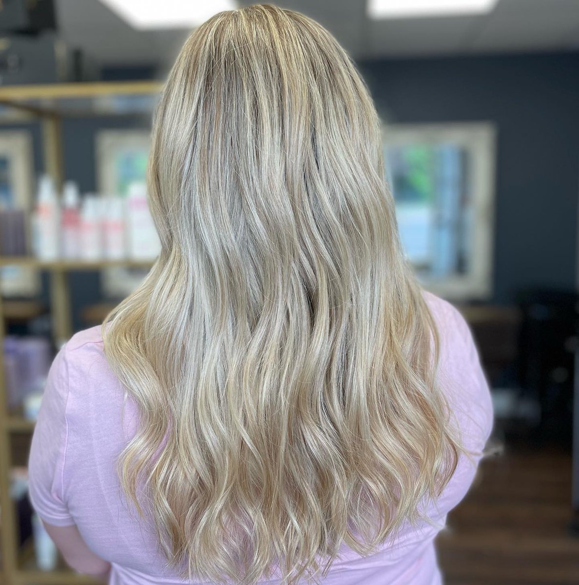 LadawnQuintas's tweet photo. Iced Pina Colada, anyone? That’s the name of this Redken Shades EQ Gloss, and we’re obsessed. The warmer blonde tone beautifully reflects the light. https://t.co/q6nu0l0OLp