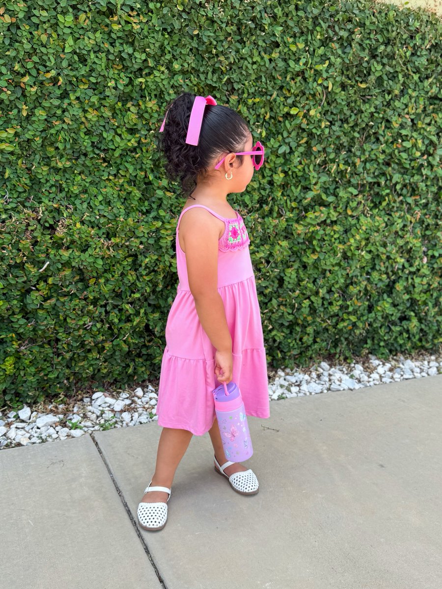 3ricobrit0's tweet photo. Pink and fabulous. https://t.co/qgZ5vgYdo1