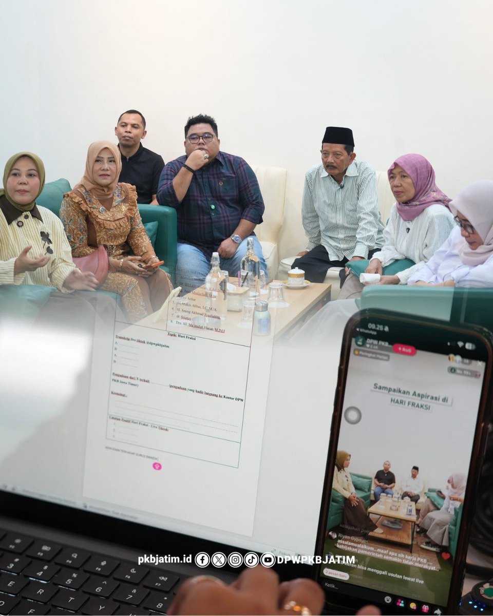 dpwpkbjatim_'s tweet photo. Hari apa ini? Oh, HARI FRAKSI! ๐ฅ
Hari Fraksi hadir untuk terus menjembatani aspirasi masyarakat Jawa Timur. Mulai dari kesejahteraan guru negeri maupun swasta, infrastruktur, hingga bantuan pemerintah yang belum tepat sasaran.
#HariFraksi #FraksiPKB #PKBJatim #AspirasiRakyat https://t.co/eP0537WjVj