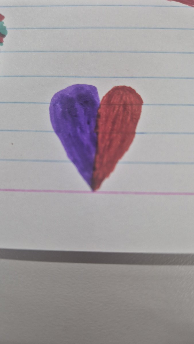 sawkagabi's tweet photo. Minhas duas cores preferidas, mentira que tem o preto, mas se tivesse camisetas, tipo que não marcassem tanto, eu gostava mais delas. ( isso não é sobre camisetas) https://t.co/AJd8VqAC4T