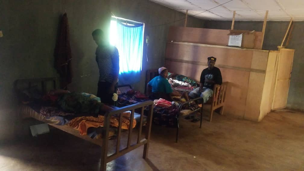 james_wada's tweet photo. Acharu Egume in dekina local government of Kogi State community primary care is bad condition that needs urgent attention. @OfficialOAU https://t.co/RyMcj81PXS