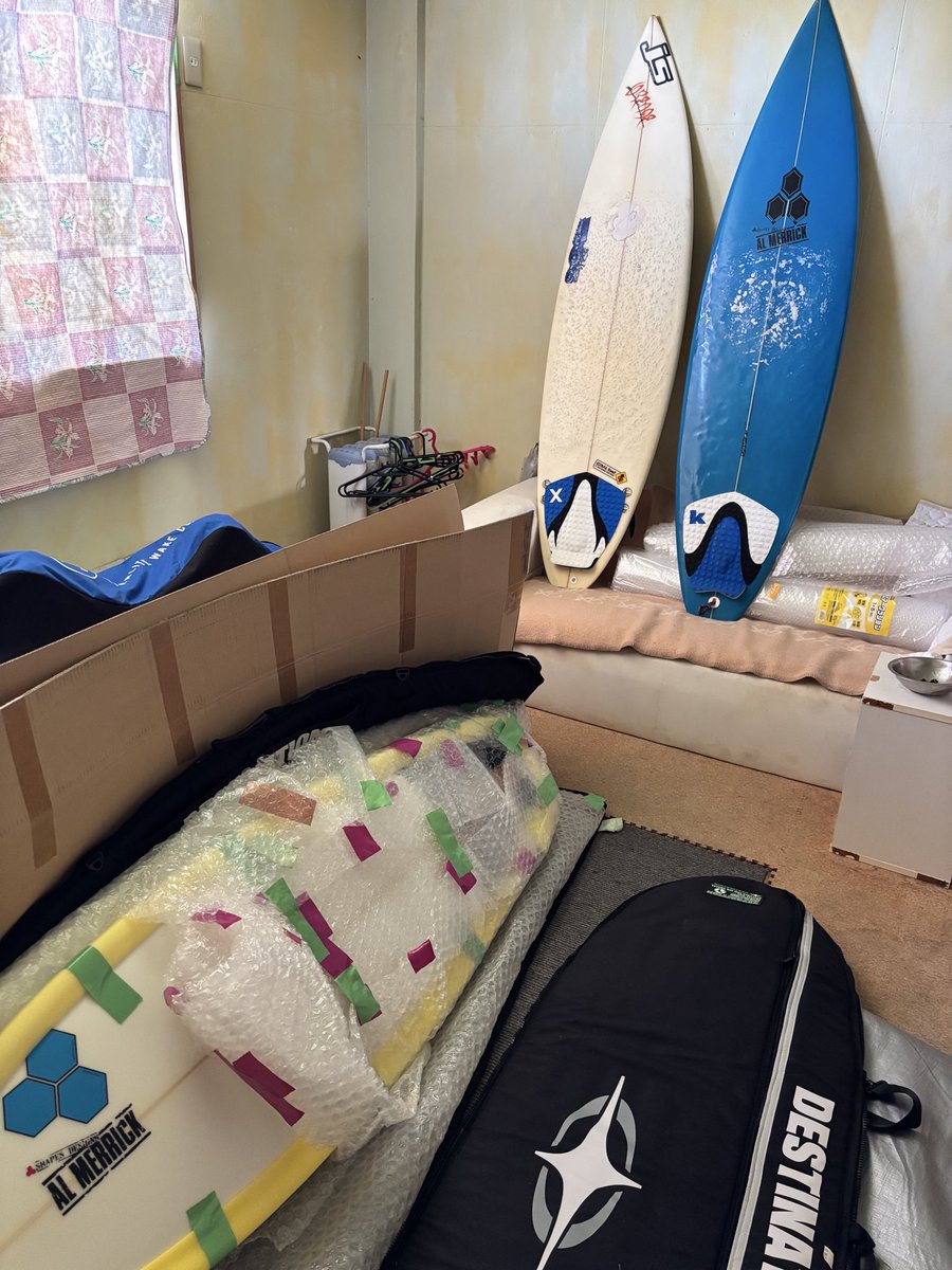 BenPanda369's tweet photo. もう波乗り釣りにクワガタに忙しくて行けてないので、この部屋で菌糸詰めるかな
(￣ﾍ￣;)ｳｰﾝ https://t.co/nDCUyqTdH8