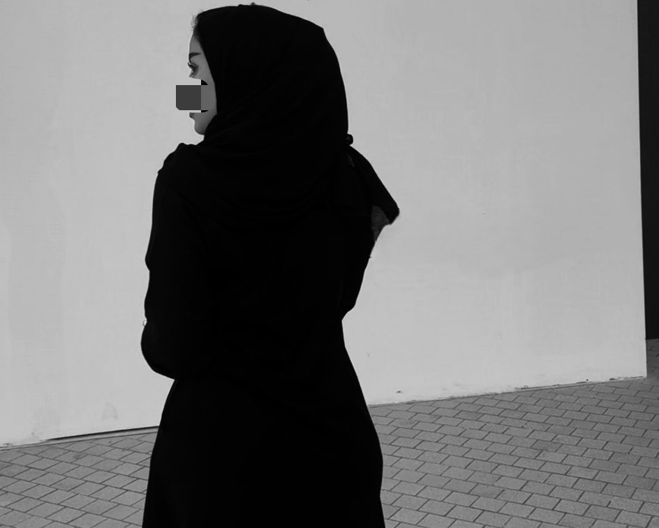 r2fiii_'s tweet photo. جمبي وقف سيد كل الخشوفي
يزها العباة اللي تعشت بالاكتاف

من زود ماهو زين ماله وصوفي
الخد خد البرق والعنق ميلاف https://t.co/glJL4ShuP0