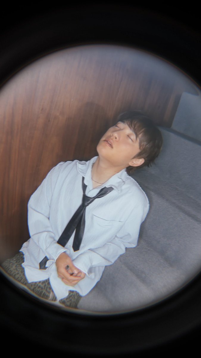 _kyungsooft's tweet photo. WHAT THE HELLLLLL https://t.co/bWX5aDP95Q