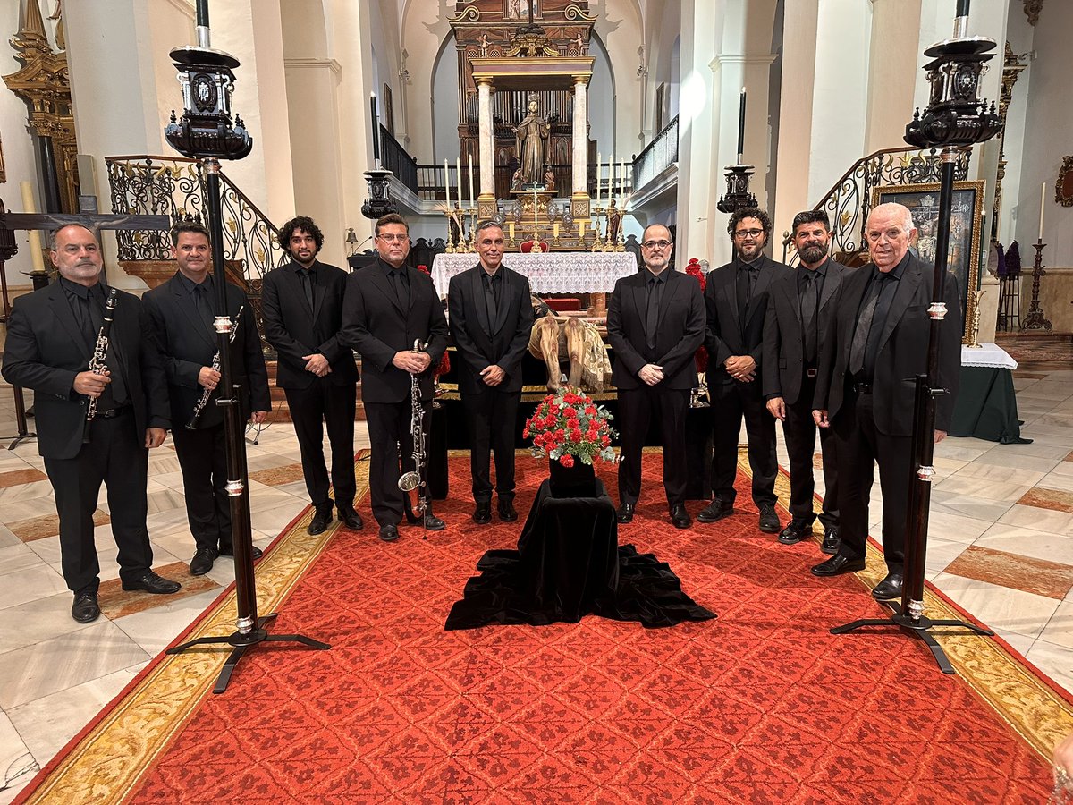 g_de_profundis's tweet photo. 𝐃𝐄 𝐏𝐑𝐎𝐅𝐔𝐍𝐃𝐈𝐒 𝐄𝐍 𝐌𝐎𝐍𝐓𝐈𝐋𝐋𝐀 
De Profundis - Grupo Vocal e Instrumental ha solemnizado durante la Eucaristía por el 450 aniversario de la llegada a Montilla (Córdoba) del Santo Cristo de Zacatecas de la Hdad. de la Santa Vera Cruz de Montilla. https://t.co/2kqyDjrUvg