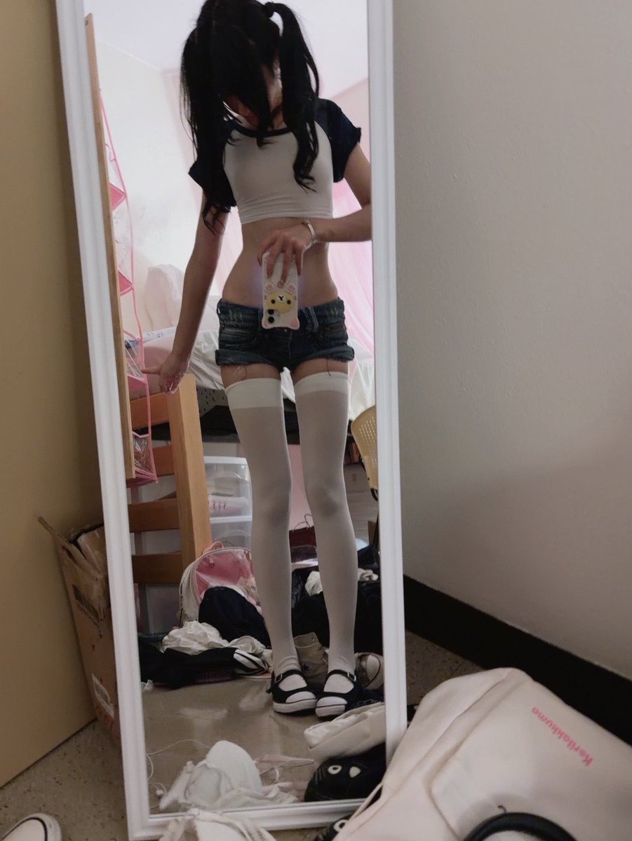 stuffylandz's tweet photo. i want 2 be all urs u want 2 be all minee https://t.co/VVjVUKNEEc