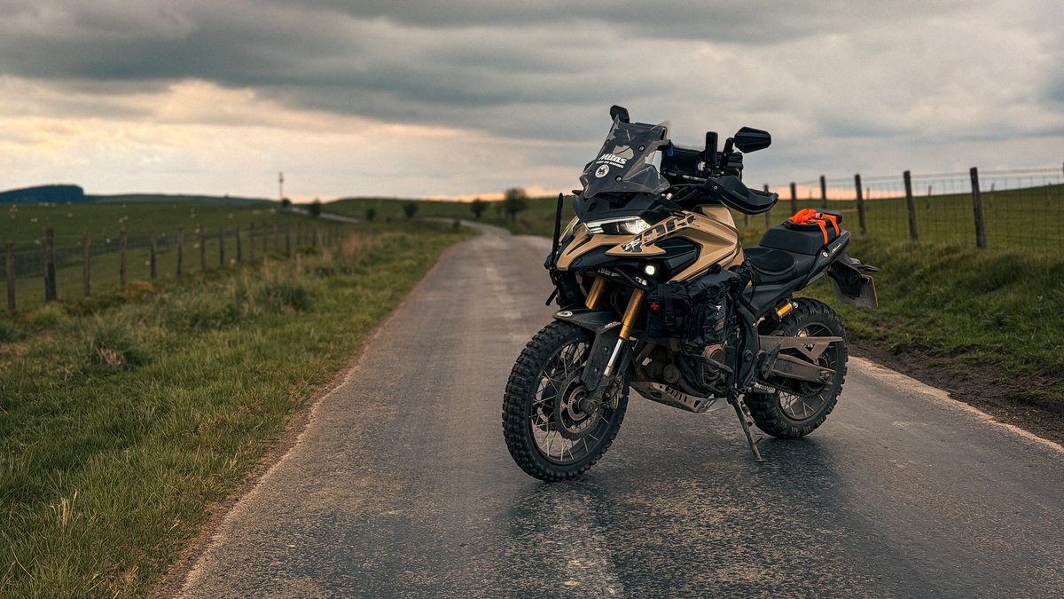 AlidaKarchxu's tweet photo. LEJOG may be over, but I’m not ready for the adventures to stop. ACT Portugal in October is becoming real. Do I continue the DS625X story or try something completely different? https://t.co/0dvhuleygz