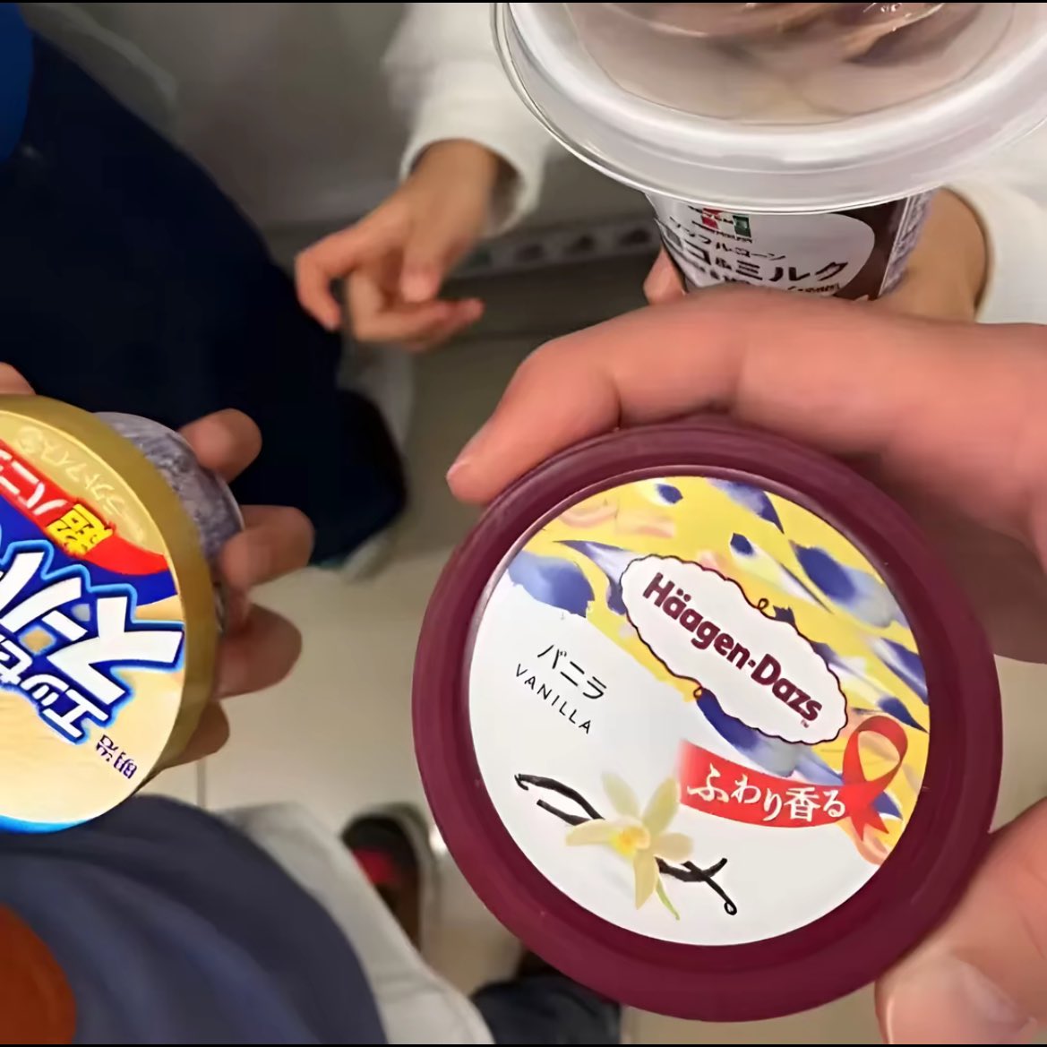 BigBangVIPS's tweet photo. 娘「おとうさんのちいさい。」

父「これでいいよ。みんなは大きいの食べな。」 https://t.co/xtekR5AyIO