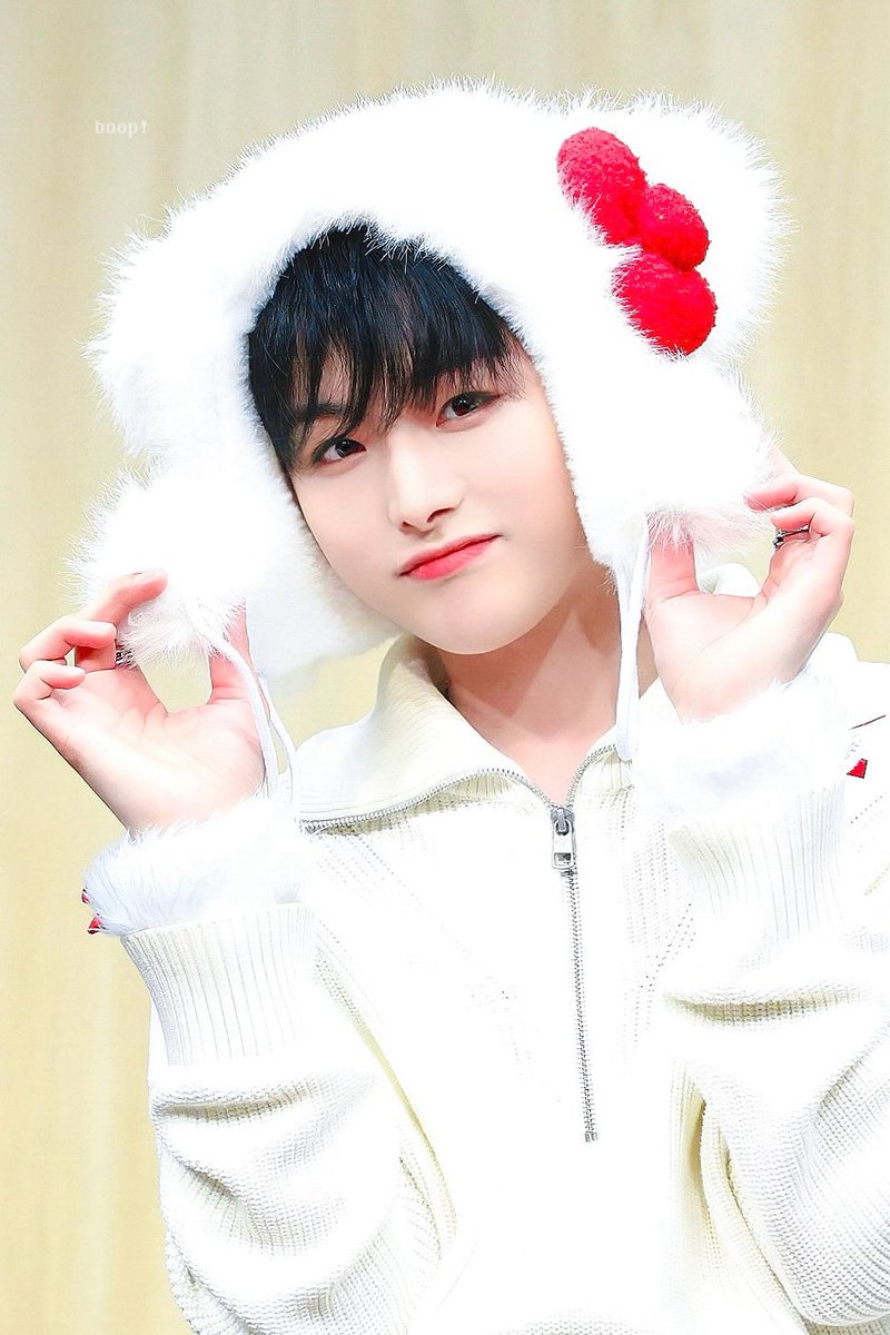 boopx316's tweet photo. 260104

🐱ྀིྀི 

#XODIAC #LEX #렉스 https://t.co/WRbNDRTOT4