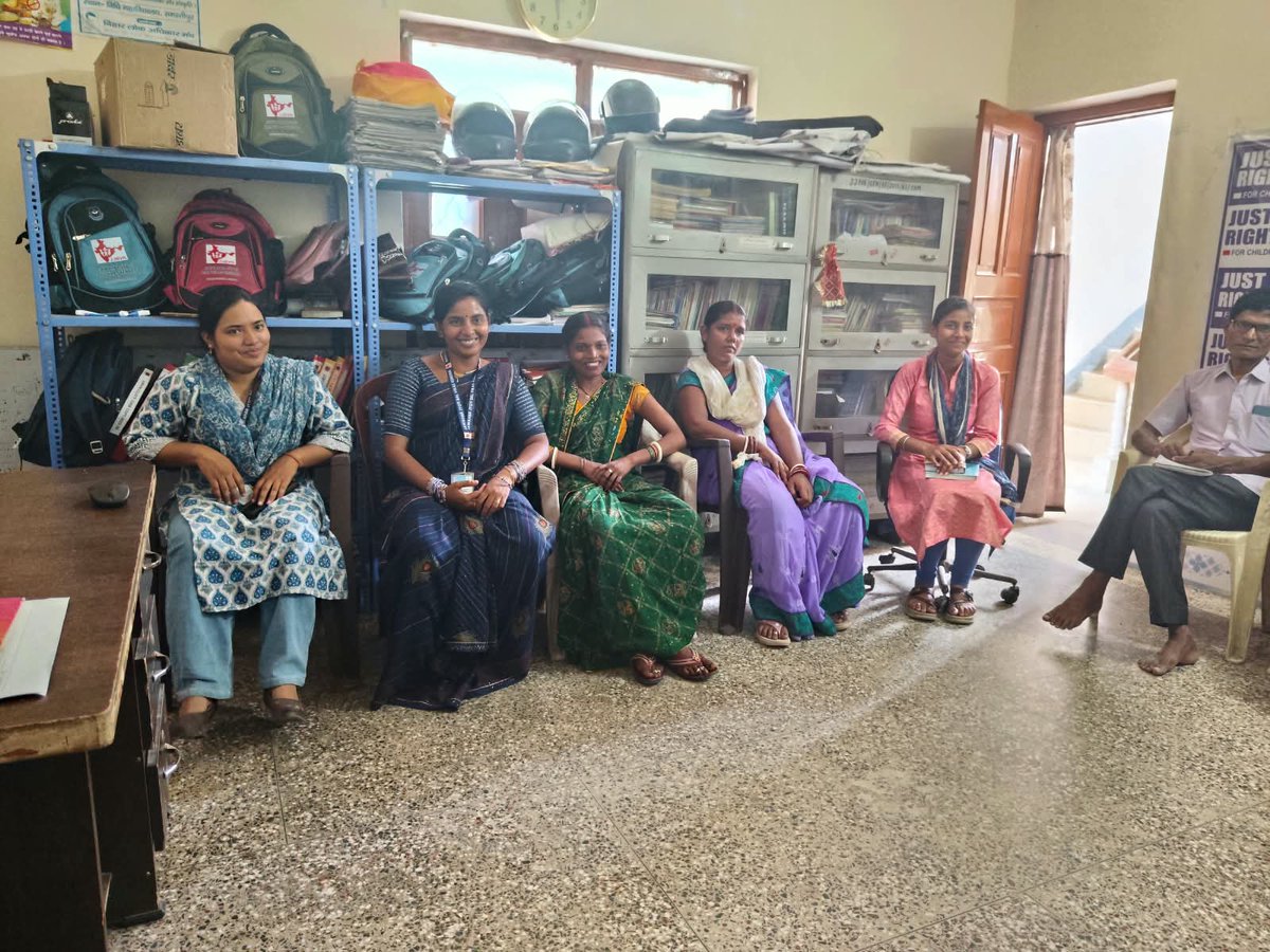 jjbvkac's tweet photo. JJBVK एवं JRC की बैठक में Action Plan, Targets, Child Rights एवं Child Protection पर चर्चा हुई। Offline व Online/Virtual सहभागिता के साथ बाल विवाह मुक्त भारत एवं बाल विवाह मुक्त विश्व के लिए रणनीति पर मंथन।

#बालविवाहमुक्तभारत #बालअधिकार #ChildMarriageFreeWorld #Samastipur #JJBVK https://t.co/cG4PROlS8y