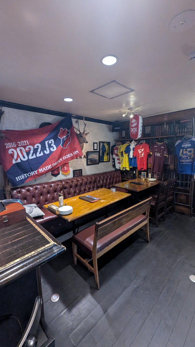 masa43687942's tweet photo. 9/11(金)12(土)
「勝手に前＆後夜祭⚽🔥」
いわきFC vs 横浜FC
是非ユニ着てご来店を✨️
横浜サポさんにオリジナル缶バッチプレゼント
サポーター同士で交流しましょう
#アウェイサポ大歓迎
#CHEKA https://t.co/K0CEjfqP4z