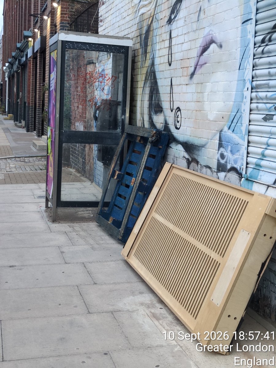 GreenWorldJoy's tweet photo. @TowerHamletsNow @LutfurRahmanTH There's also another site, corner of Teesdale Street and Old Bethnal Green Road. I have reported these repeatedly through the app, yet the reports are simply closed, while the rubbish remains.
Your own message says “You find it, we fix it.” This is clearly not happening. 2/3 https://t.co/Ee2VClo5ca