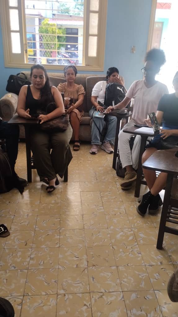 ICACuba's tweet photo. La DMV Mabel Almeida, del Instituto de Ciencia Animal, participó en la reinauguración de la Asociación Cubana de Médicos Veterinarios (ACMV) y en el Taller Científico Zoonosis en Cuba y su vínculo con el concepto de "Una Salud".
#Cuba #ICACuba #ciencia #ACMV #Mayabeque @CubaMES https://t.co/6jnzZr6bBX