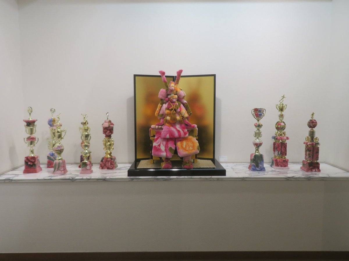 kobukitakafumi's tweet photo. 梅軒画廊　「『花の殻』－Floral Shell－　江頭 誠 個展」　9/5(土)～9/19(土)　10:30～18:00、最終日～17:00　9/9(水)・9/16(水)休　無料　立体　https://t.co/nC7UsAyOOZ https://t.co/OjVc2FaFQ5