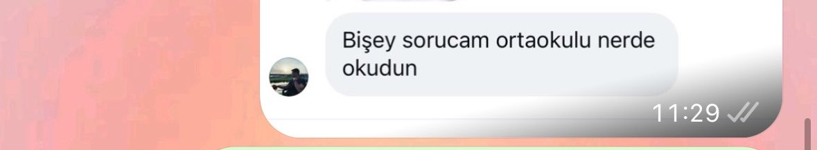 misrayigidefe's tweet photo. Beyler kızlara mesaj atmadan önce arkadaşlar mı diye bakın isterseniz🤏🏻 https://t.co/YZc2HE6WTB