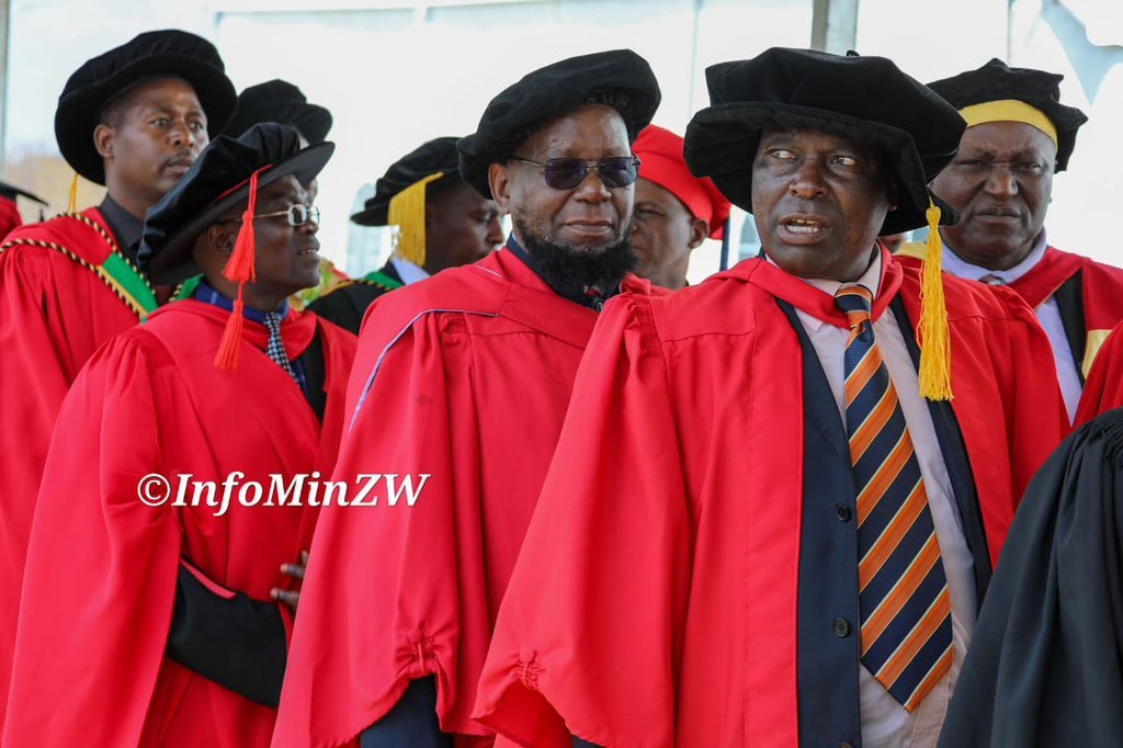 bigpipo08kz's tweet photo. A moment of pride and celebration as His Excellency President Dr. Emmerson Mnangagwa arrives at Bindura University of Science Education for its 25th Graduation Ceremony, championing innovation, skills and national development through #Education5Point0 #Vision2030 #VakaZim https://t.co/4nQx5NxZoQ