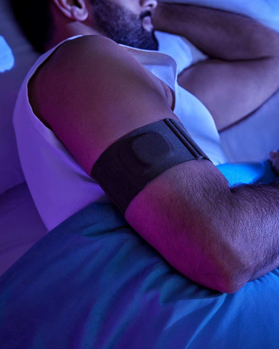 NavWorldSA's tweet photo. Don’t wear your Garmin watch to sleep? You can still get the data you need. The Garmin Index Sleep Monitor tracks it all, including sleep score &amp; HRV status. Then it syncs your stats to the Garmin Connect app and other compatible devices. 💤😴⌚️ https://t.co/u7RyvFNrQj