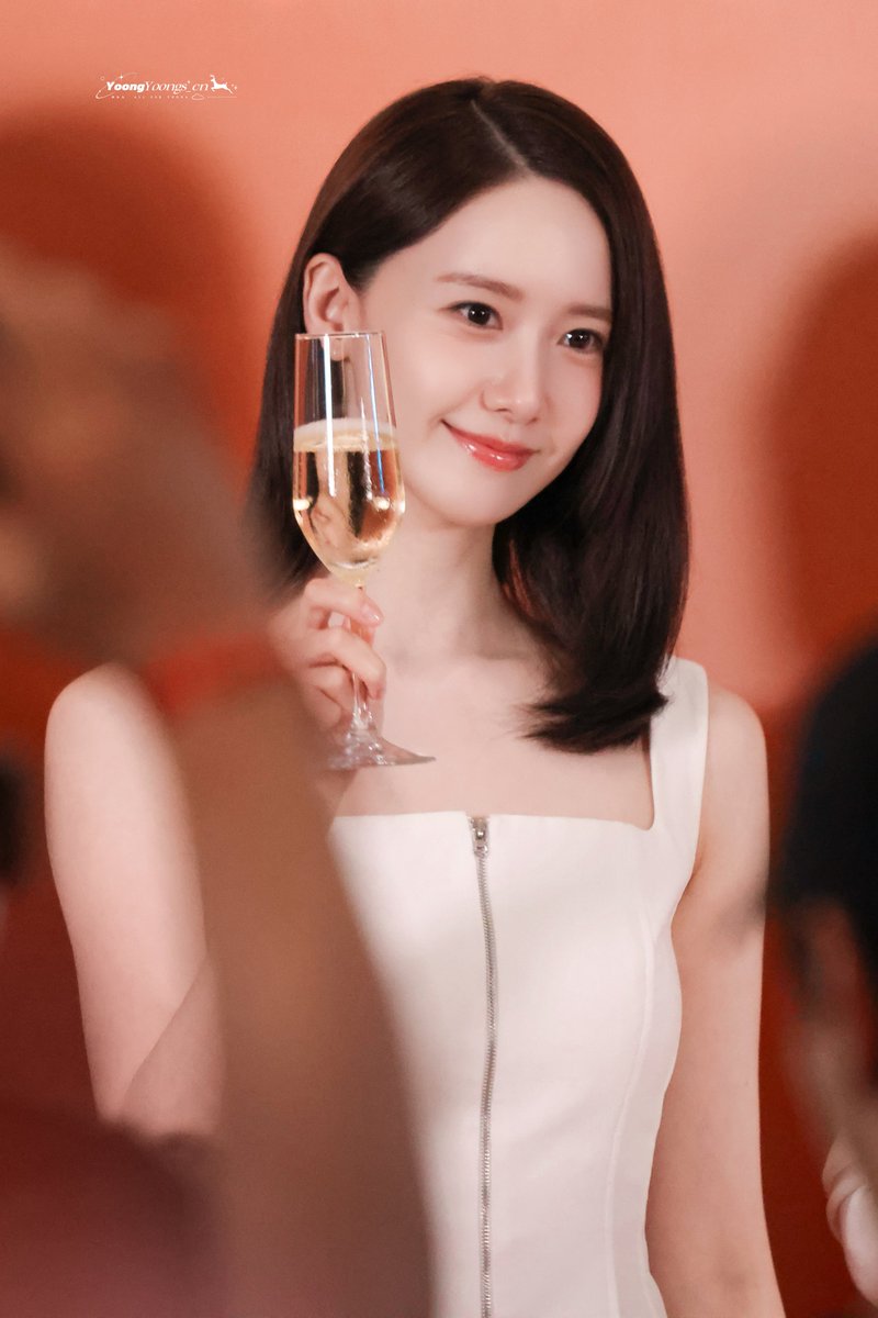 YoongYoongs_cn's tweet photo. 260911  YoonAxSulwhasoo

✨미모에 미치겠어✨

#YoonAxSulwhasoo
#Sulwhasoo #설화수 
#LimYoonA #임윤아 #YoonA #윤아 https://t.co/mdAFOgSj7S