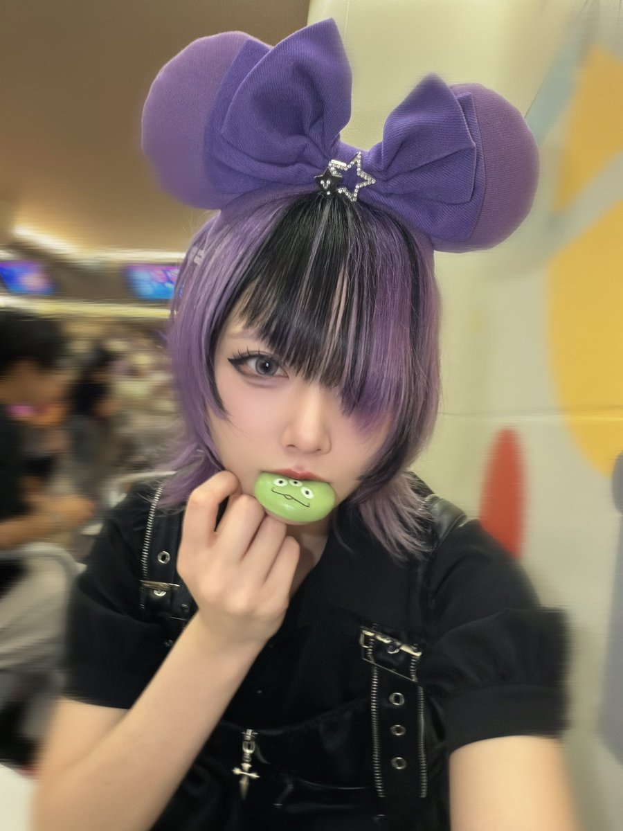 ran_x_x_ran's tweet photo. 弟スマホスタンド https://t.co/XdbsWLQjOR