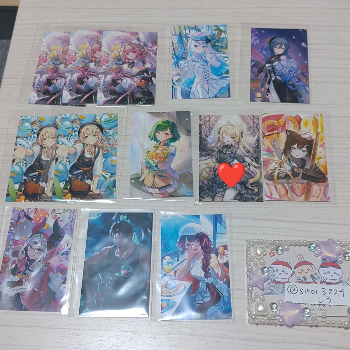 mii122131's tweet photo. @siroi3224 はじめまして、こんばんは。検索からお声掛け失礼いたします。
お借りした画像でスタンプをしたものを記載の金額にてお譲りいただくことは可能でしょうか？郵送または埼玉手渡し希望です。プロカ拝見いたしました。
ご検討いただけますと幸いです。よろしくお願い致します。 https://t.co/ybUW5lLdXu