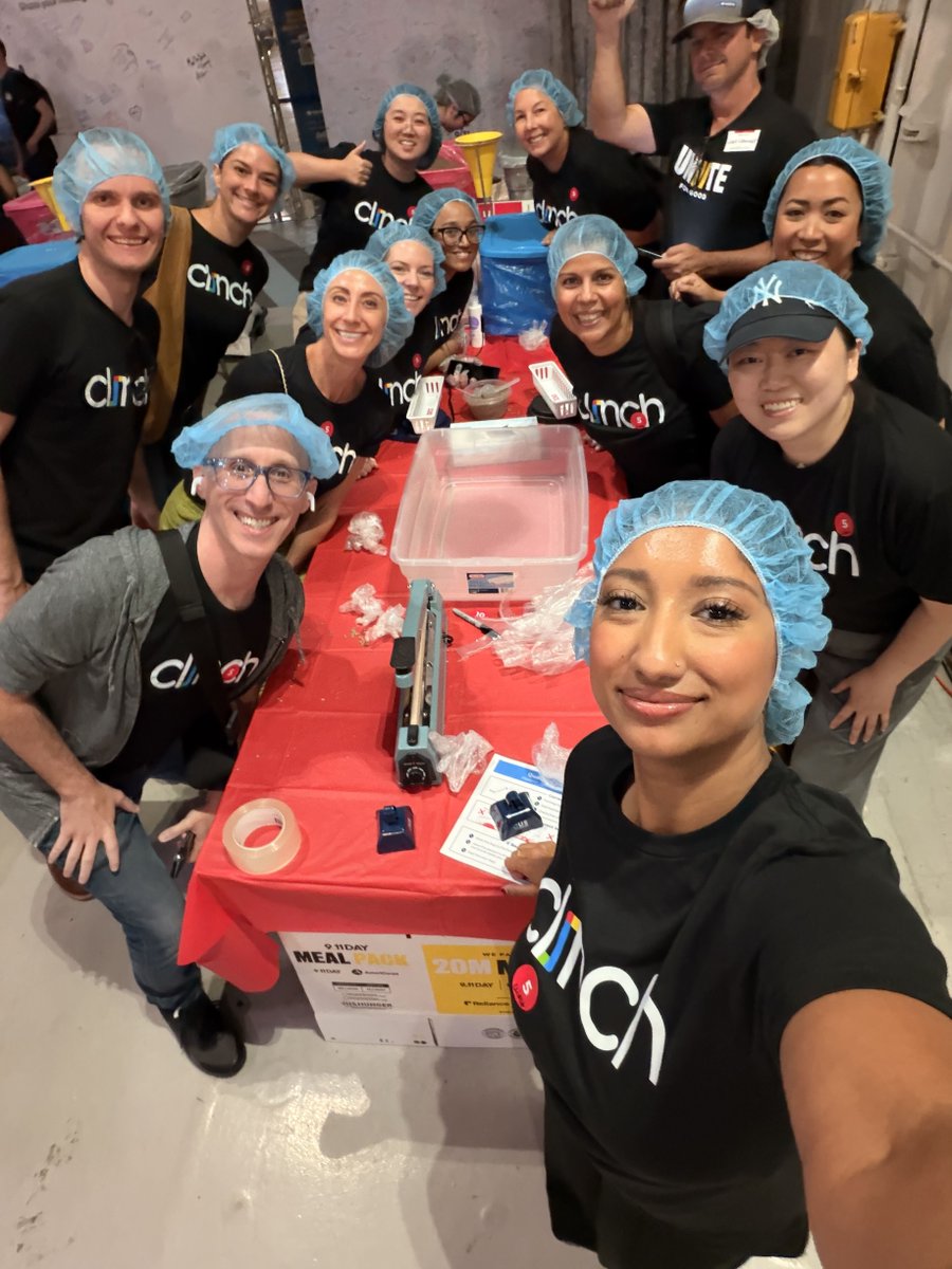 Clinch_USA's tweet photo. In remembrance of 9/11, Team Clinch is proud to once again join the 9/11 Day of Service aboard the Intrepid in NYC, packing meals for those facing hunger. A meaningful tradition that brings us together through service, remembrance, &amp; community. 💙 🇺🇸
#ClinchGivesBack #neverforget https://t.co/vOcjusNEDq