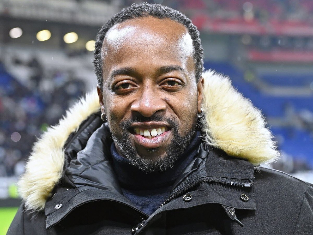 ActuOlympien_'s tweet photo. Sidney Govou : 

“Les seuls endroits où je n’ai pas ressenti de racisme, ce sont Marseille et Paris.”

[@LeProgresOL] #TeamOM https://t.co/Zd9mrreOZ8