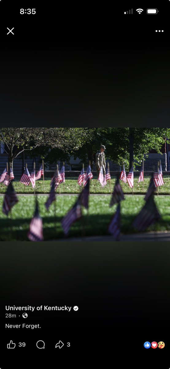 TrishStarns's tweet photo. University of Kentucky. Never Forget. 9/11. BBN. https://t.co/YqEMljbTUA