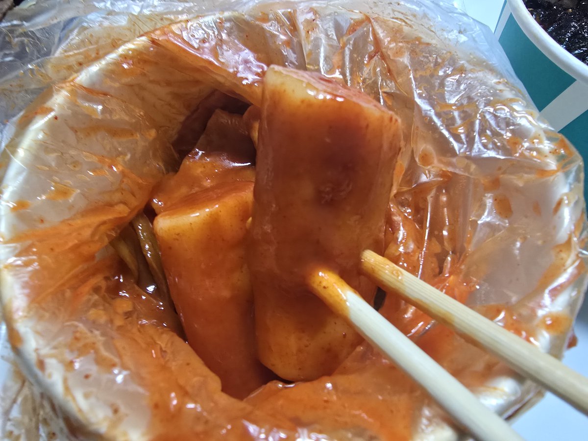 joahhea's tweet photo. 떡뽀끼넘마싯어서울엇섶ㅍ퓨ㅠㅠㅠㅠㅠㅠ https://t.co/Y4jKqXXXwm