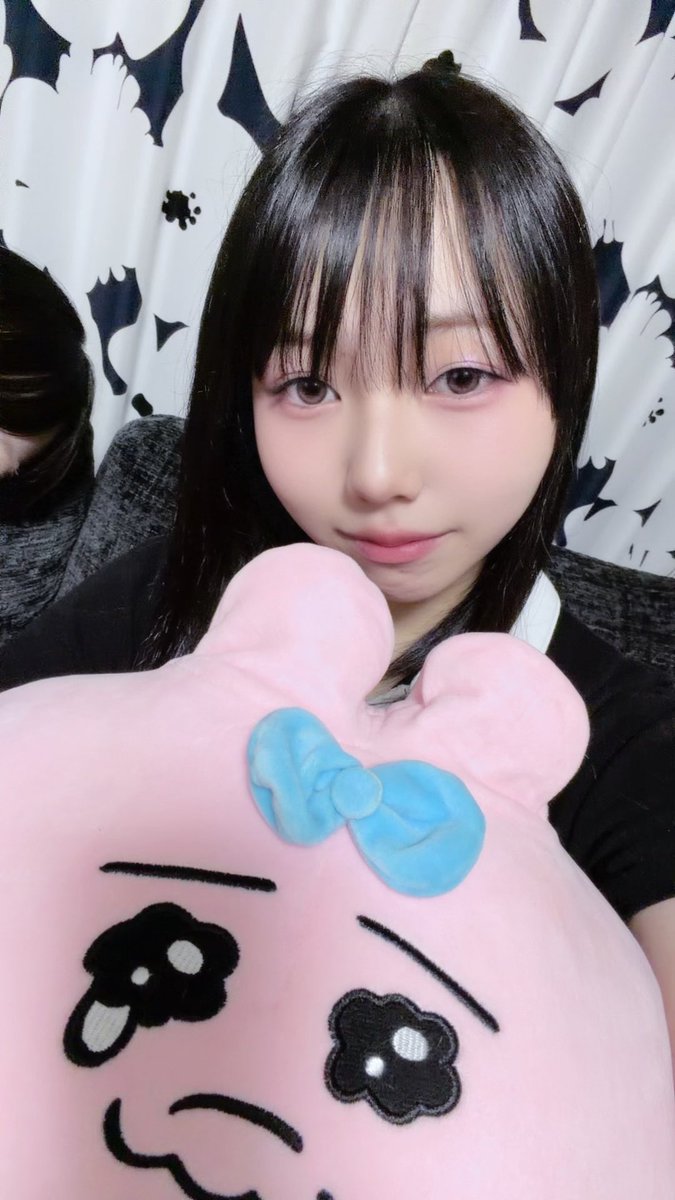kaede_1OO8's tweet photo. 今日も強制終了された😭😭
わーん悔しい!!
また明日配信するから会いに来てね!ჱ̒^._.^)
これはあゆちゃんとお泊まりした時の⬇️
#idol #アイドル研修生 #DearCOLOR #jk https://t.co/vlQqCGNs7Y