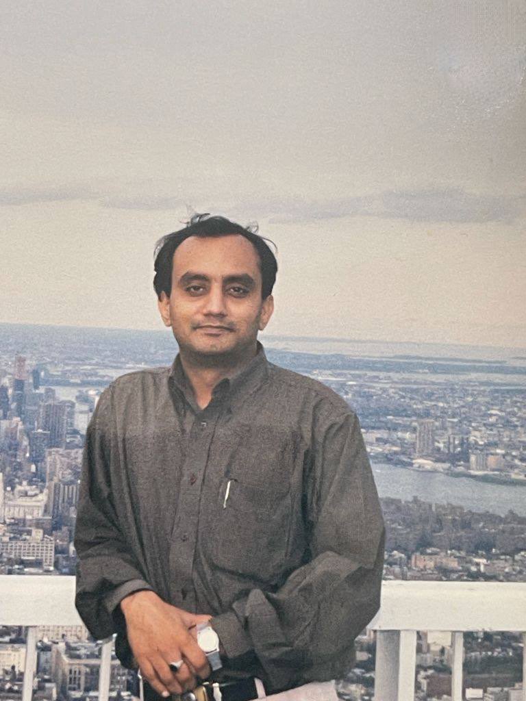 SudhanshuTrived's tweet photo. Today 25 years of 9/11 has completed. 

I got the opportunity to be on the roof of World Trade Centre Building, New York in August 2000. It was tallest building on earth at that time. 
But this date remind us that how destructive forces have the capability of pulling down tallest creations of man kind in the most powerful country of the time. 
So we should take lessons and learning from the past to secure a safe and prosperous future free of terrorism.