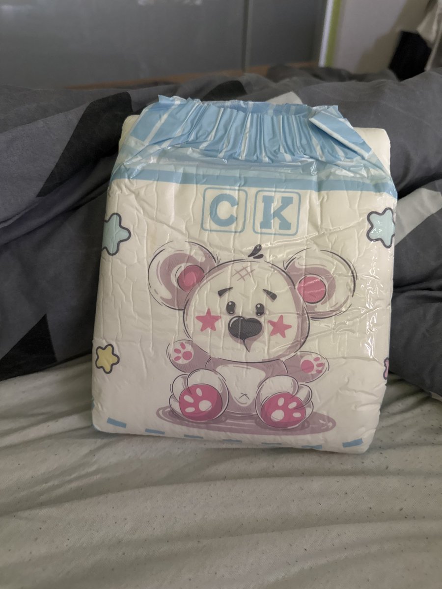 DaveVoight's tweet photo. Testing out the new diapers. They are super comfortable and, above all, very absorbent. I can't wait to try the other diapers. Thanks @DiaperABDL59 https://t.co/0p1KiyvQA6