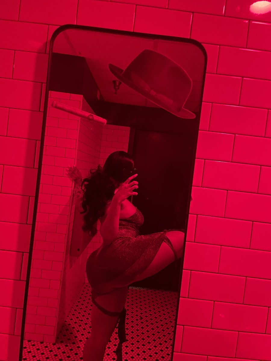 Bayybee4U's tweet photo. Chudai 💋 
My pussy so horny🥵💦🫠
Dm me👀💰
#jacksonms #jxnMs https://t.co/9V4zcMpKag