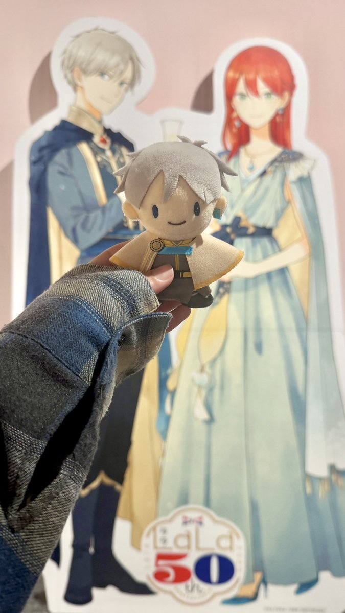 tumumegu_'s tweet photo. 大変眼福でした❤︎

初めて作品と出会ったときからの表紙しか知らなかったから、過去のものを見ることができてめっちゃ良かったです🫣✨

あとはパネルを拝められて幸せでした😇

カフェは3品頼んだけど、お目当ての物は当たりませんでした😭

#LaLa50原画展
#赤髪の白雪姫 https://t.co/49Zu4cruXQ