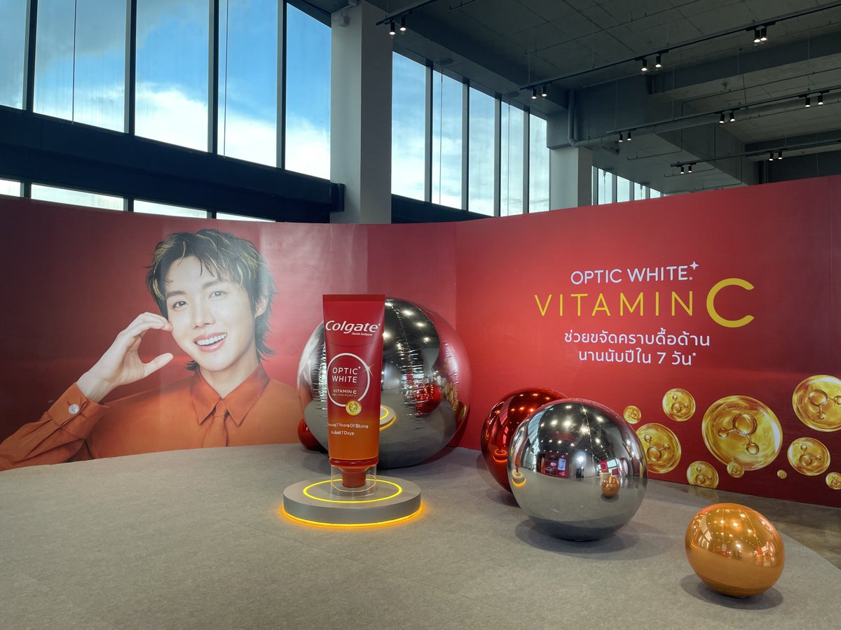 bybermsri's tweet photo. กำลังใจในการทำงานวันนี้💜
#ColgateVitaminC #คอลเกตวิตามินซี #BTS_jhope https://t.co/VduYtYYzIX