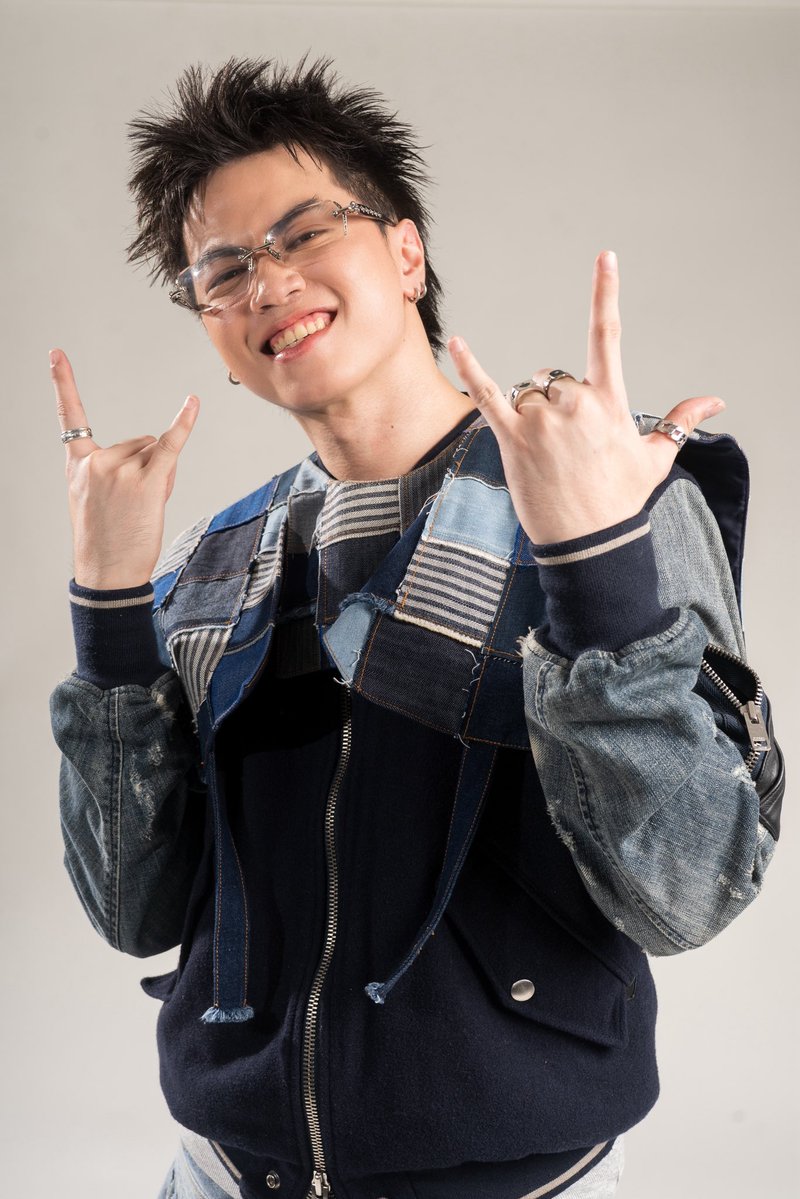 wrive_drei's tweet photo. Catch the 'Sumayaw Ka (feat. CIANNE)' Official Visualizer on the ABS-CBN Star Music Youtube Channel and WRIVE Official Youtube Channel this September 12, 2026 | 8PM 

Listen to the song here while you wait!
🔗: https://t.co/uwtFnAvbmk

#WRIVExCIANNE #SumayawKa_WRIVE #StarMusicPH https://t.co/o2n5D5LCQy