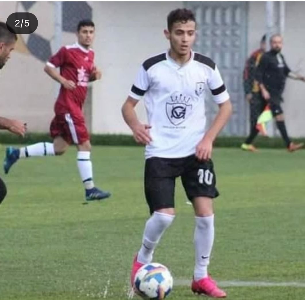 HelpNurseHusam's tweet photo. #Gaza spent years healing others &amp; playing the sport he loves 🩺⚽ Now, after a gunshot injury, he’s fighting to walk again.His daily rehabilitation costs $17.50 ($525/month). Let's help him stand on his feet.🔗 Support here: [Insert Link]#StandWithHussam #GazaMedics https://t.co/fn3LxApfUQ
