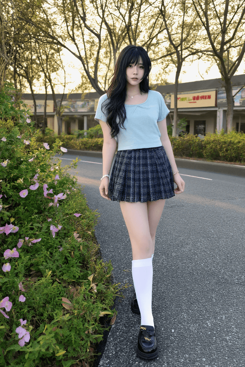 Marinybyew's tweet photo. 邂逅街角温柔少女

#日常穿搭 #黑长直 #格裙 #户外写真 #甜妹穿搭 #日系感 #AIart️️️️️️️️️️️️️️️️️️️️���️️️️️️️️️️️️️️️️️️️️️️️️️️️️️️ https://t.co/vS3rZnkrwM
