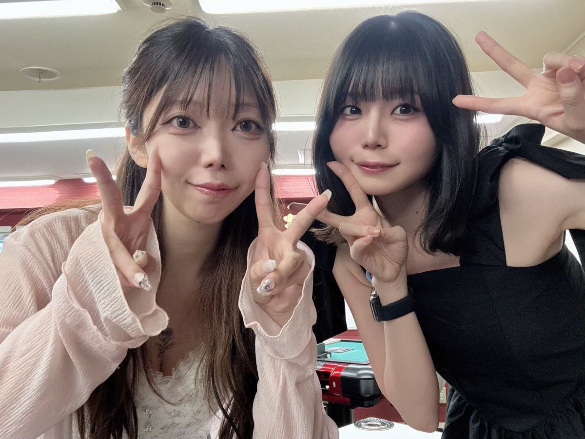 echirunpm's tweet photo. 華金といえば、麻雀🀄️🎶
そして週末はプロ活動💪🏻💪🏻

明日9/12(土)は、FIFTY-FIFTYさん🥂にゲストでお邪魔します！18:00〜

なんと！5月ぶりのちるなぎ🐰🦋に会えちゃいます🥹♡

今回のバーゲスは年内最後の予定です、、
ぜひこの機会に🫶🏻

あれやこれやお話ししましょう🗣️✨
よろしくお願いします😺🎶 https://t.co/lJB2mwMMid
