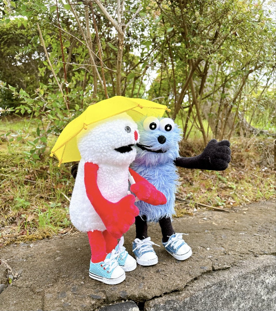 nksn0202's tweet photo. 「雨、やんだかな？」

#パペットスンスン #スンスン #ノンノン https://t.co/ksOntkhLPe