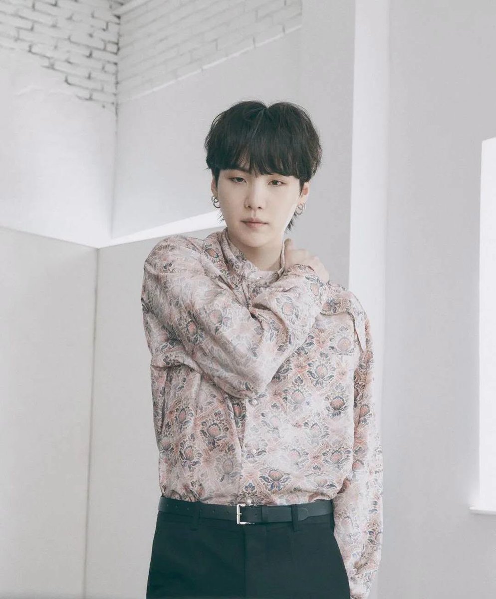 btsfancafe__twt's tweet photo. [scan] BTS MEMORIES 2021 - Rolling Stone Magazine (1/2)

#BTS #방탄소년단 https://t.co/AboyTe2mo6