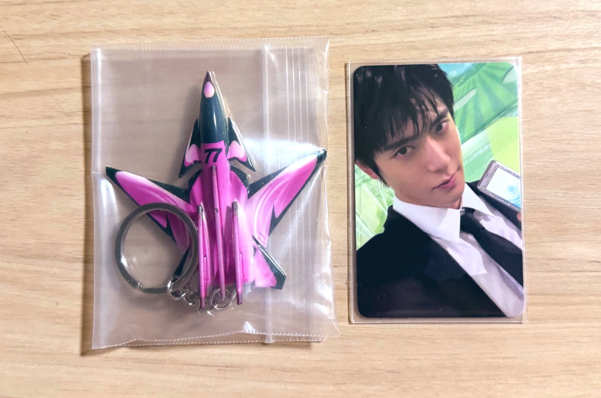 06060102fuyu's tweet photo. NCT127Blingy JET KEY CHAIN Ver. 交換

譲) ジェヒョン
求) ヘチャン(セットで交換希望)

プチプチに包んで郵送もしくは
大阪 or 難波 で交換希望です。
条件の合う方がいらっしゃいましたら
どうぞよろしくお願いいたします。 https://t.co/ZsLEW3z7hP