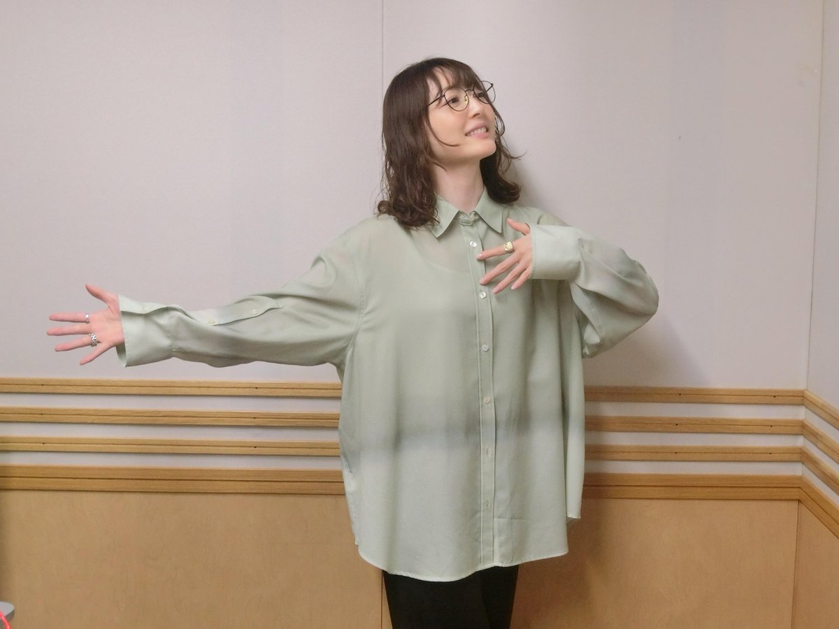 hitokana_qr's tweet photo. ミュージカル？

ひとかな 第772回
Podcastでのアーカイブも配信開始！
聞き逃してしまった方、何度も聞きたい方、
チェックしてみてください✨

📱Podcast💻
https://t.co/c5xIgB9D82

#花澤香菜 #hitokana
#SpotifyJP #ApplePodcast #AmazonMusic #radiko 
などでも配信中🔊 https://t.co/SbLxUTEeEW