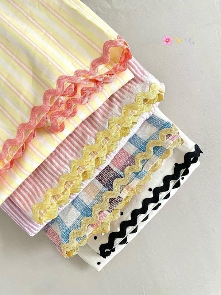 louveppy's tweet photo. KACAWWW ROK INI GEMES BANGETT 😭💗 
naksir berat plisss sama motif &amp; detail rendanya 🌸🤏🏻 https://t.co/EDdz37UJKa