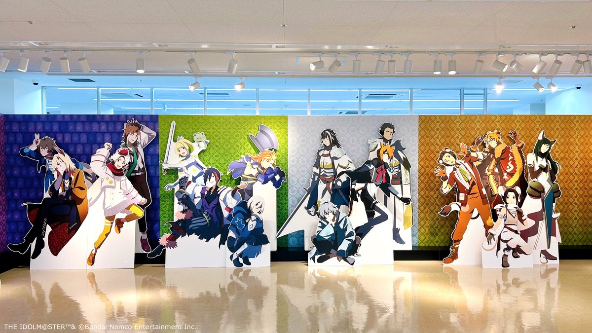 SideM_lantis's tweet photo. 【グッズ情報】#SideM

   ＼🎉開催中🎉／
THE IDOLM@STER SideM
 TRANSCENDENT T@LES
完結記念 オンリーショップ

📍開催店舗：アニメイト池袋本店7F NORTH
📅開催期間：～9/27(日)

リリース記念グッズvol.1・vol.2の一部販売に加え、49人の315プロダクション所属のアイドル達のスタンディパネルを展示！

メッセージコーナーもご用意しております！ぜひお立ち寄りください！📗
開催や取扱商品の詳細はオンリーショップ特設サイトをチェック ✅
https://t.co/iQn8231Sdp