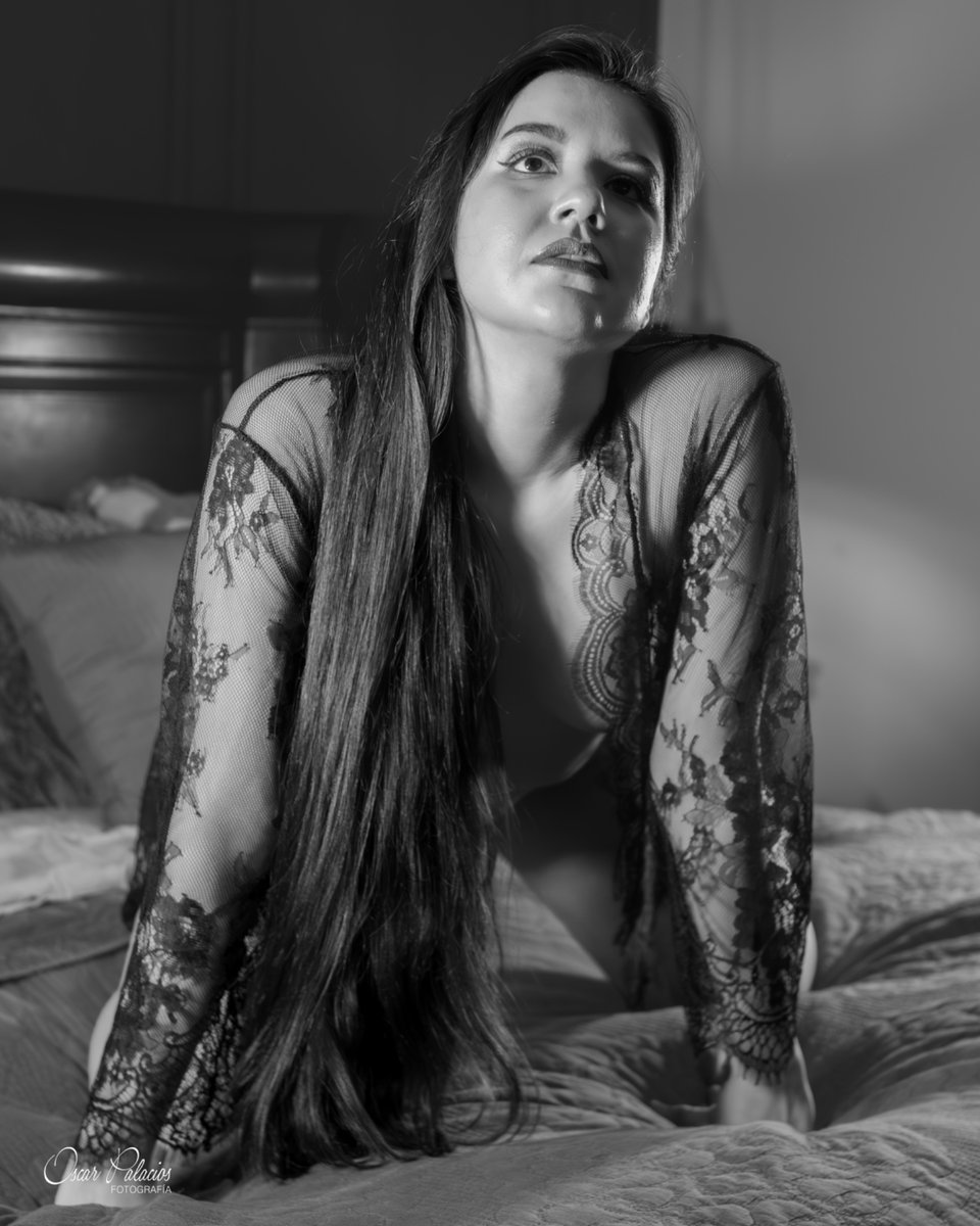 Julietavenusxxx's tweet photo. 🩸🦂🖤
📸 @oscarpfotos
#art #photoshoot #bw #photography #model #rt #contenido #fotografia #modelo #arte #fotografiaartistica #modeling #new #like #foto #modelando #artistico #hair #artistic https://t.co/1kEDpp6j2L