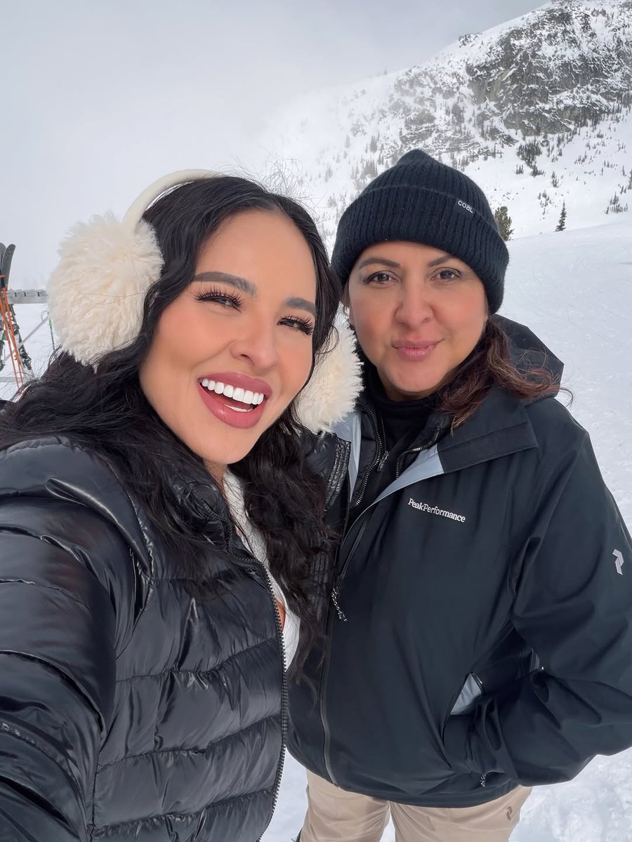 karlybustillo's tweet photo. feliz cumpleaños a mi 🎂🎉 aunque subí las fotos un poco después pero no saben lo mucho que me divertí en este viaje con todos los que amo ❤️🫶🏻
G R A C I A S diosito por permitirme un año más de
V I D A agradecida con el señor 🙏🏼 https://t.co/MDce5tDoom