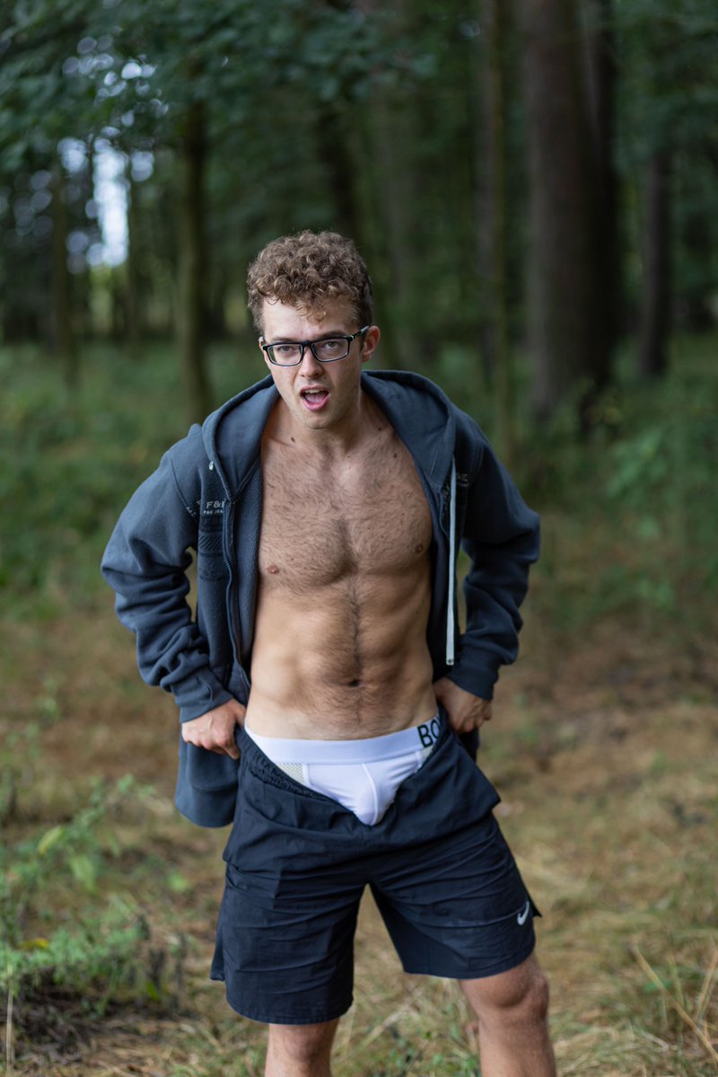 DaliBuilder's tweet photo. Hehe ... just posted something a little cheeky from my forest walk. 
If you want to see the entire gallery, you know where to go. 🔥 https://t.co/V9fXWAFLue